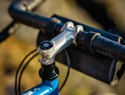 Veloheld IconX Vélo Gravel - Shimano GRX Limited - 1x11 - 2022 - Second Choix -Velo Lemonde Boutique bike24 x shimano grx x veloheld 08 1376041