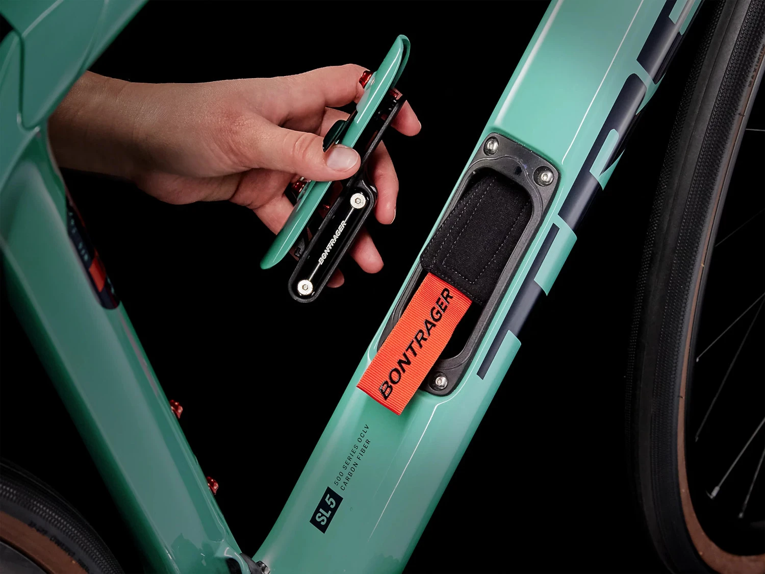 Trek Domane SL 5 Gen 4 105 Vélo Route Carbone - 2023 - Blue Sage 6 Trek Domane SL 5 Gen 4 105 Vélo Route Carbone - 2023 - Blue Sage – Image 4