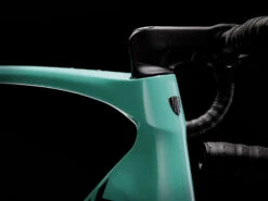 Trek Domane SL 5 Gen 4 105 Vélo Route Carbone - 2023 - Blue Sage 24 Trek Domane SL 5 Gen 4 105 Vélo Route Carbone - 2023 - Blue Sage -Velo Lemonde Boutique domanesl5 alt4 1327186