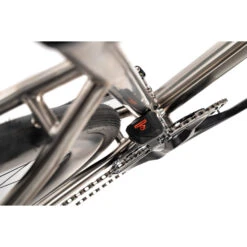 Falkenjagd Vélo Titane - ARISTOS R SPEEDGRAVEL - Shimano 105 Di2 - 2023 -Velo Lemonde Boutique falkenjagd aristos r speedgravel di2 03 1527922