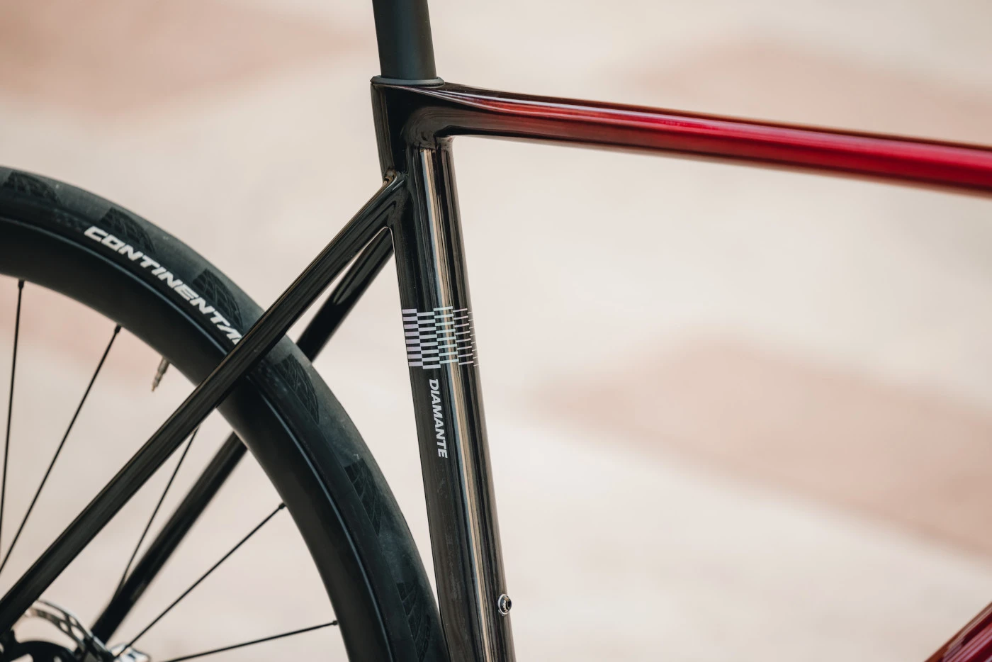 Basso Vélo Route Carbone - DIAMANTE DISC - Ultegra 8150 Di2 - 2023 - Candy Red 5 Basso Vélo Route Carbone - DIAMANTE DISC - Ultegra 8150 Di2 - 2023 - Candy Red – Image 3