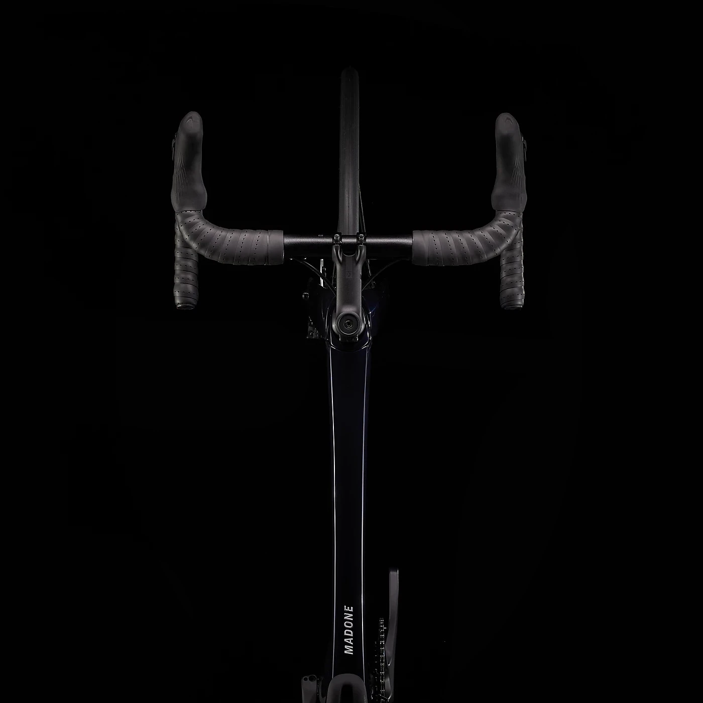 Trek Madone SL 7 Ultegra Di2 Vélo Route - 2023 - Deep Dark Blue 12 Trek Madone SL 7 Ultegra Di2 Vélo Route - 2023 - Deep Dark Blue – Image 10