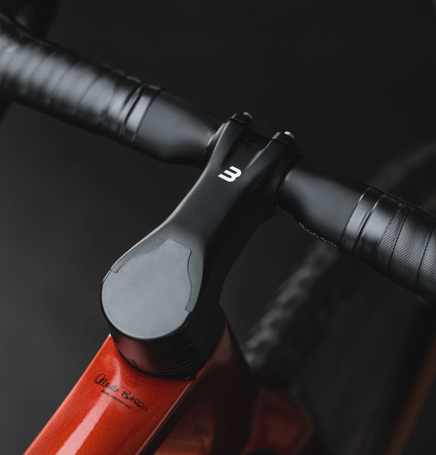 Basso Vélo Gravel - PALTA - Ekar 1X - Carbone - 2023 - Candy Red 5 Basso Vélo Gravel - PALTA - Ekar 1X - Carbone - 2023 - Candy Red – Image 3