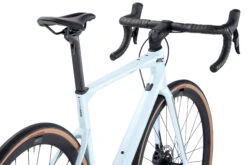 BMC ROADMACHINE X ONE - Vélo Route En Carbone - 2023 - Ice Blue / Black -Velo Lemonde Boutique roadmachine x one detail 10 1410931