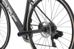 BMC TEAMMACHINE SLR FOUR - Vélo Route En Carbone - 2023 - Anthracite / Brushed Alloy -Velo Lemonde Boutique teammachine slr four detail 12 1411636