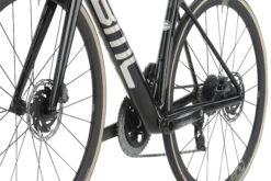 BMC TEAMMACHINE SLR TWO - Vélo Route En Carbone - 2023 - Carbon / Prisma -Velo Lemonde Boutique teammachine slr two detail 04 1411860